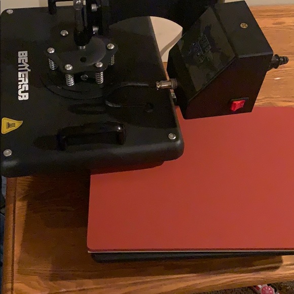 Meet your Posher, Favour - Picture 5 of 5